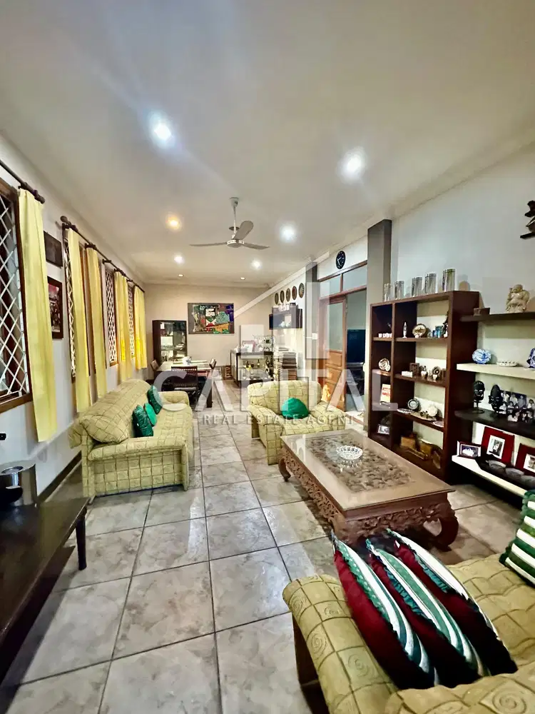 Rumah Strategis Posisi Huk di Turangga Cocok Untuk Tinggal dan Usaha