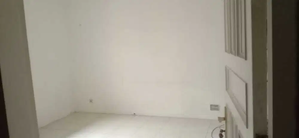 DIJUAL RUMAH TUA KEMANG DALAM  JAKARTA SELATAN