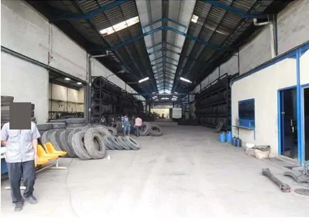 n992 Gudang ada mess dan kantor di Husein Sastranegara Tangerang nego