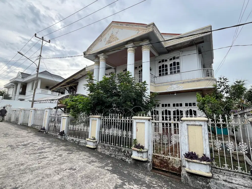 DIJUAL RUMAH JALAN MESUJI DEMANG LEBAR DAUN PALEMBANG