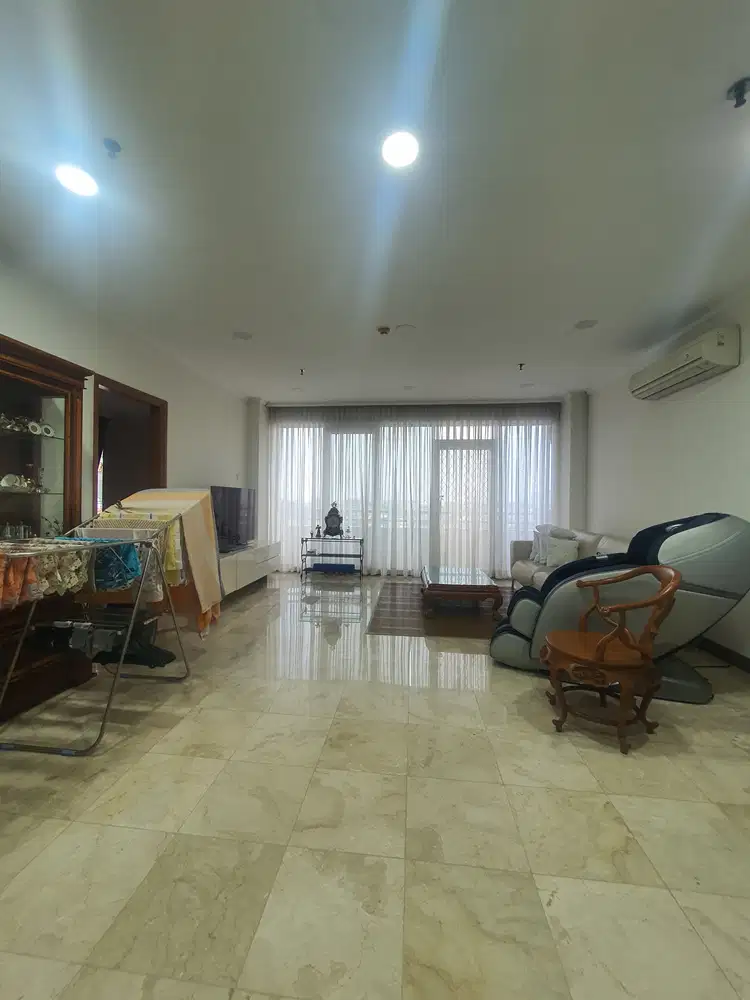 Kintamani Condominium 3BR 140m2 nice unit siap huni, sudah renovasi.