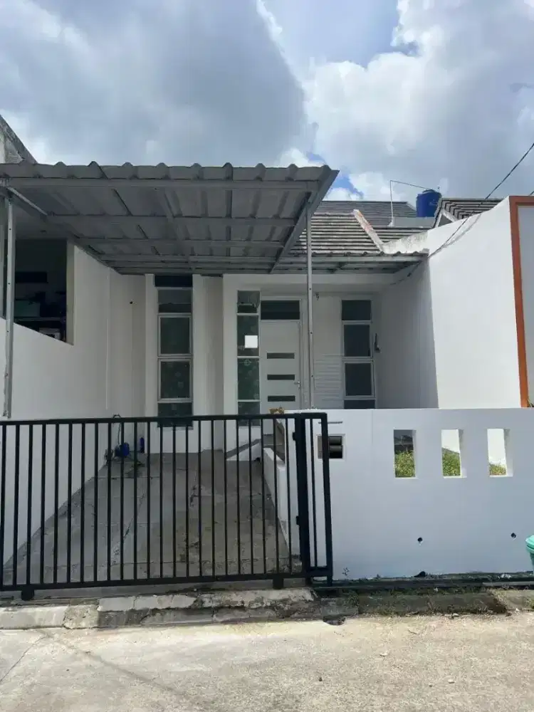 Rumah siap huni dekt tol bebas banjir Cendana Resident Pamulang