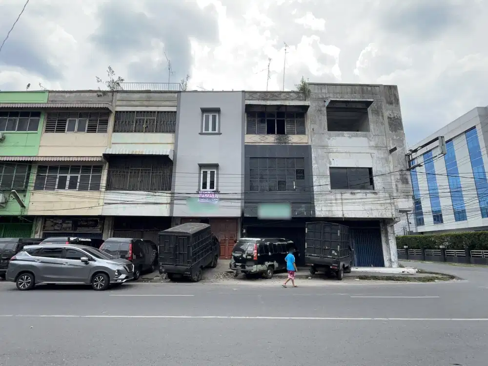 Ruko di Jalan Asia ( Simpang Bakaran Batu )