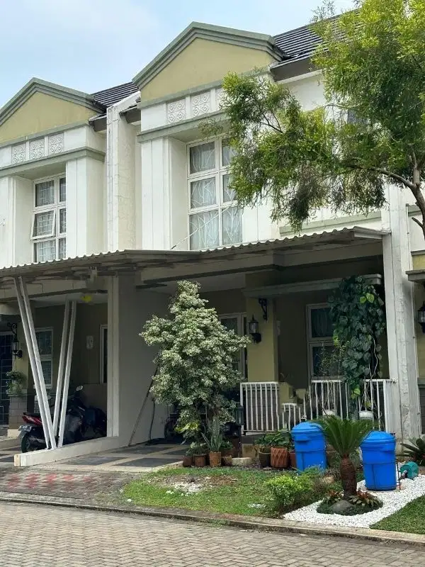 Rumah Cantik Siap Huni Full Renovasi Semi Furnished