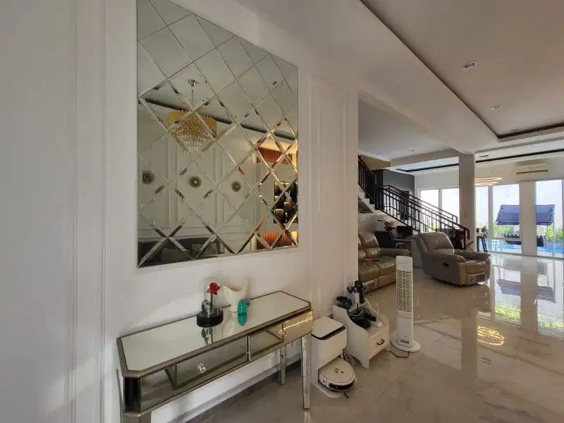 Rumah Mewah With Pool Furnished Harga Terbaik