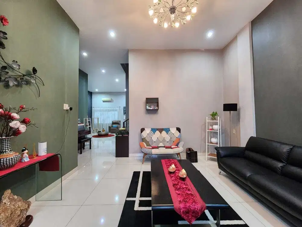 Villa di Komplek Palace Polonia