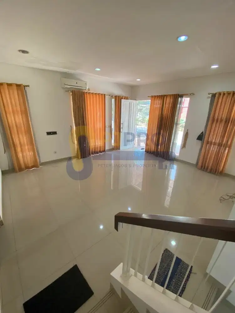 Di Jual Rumah dan di sewakan Rumah Cantik