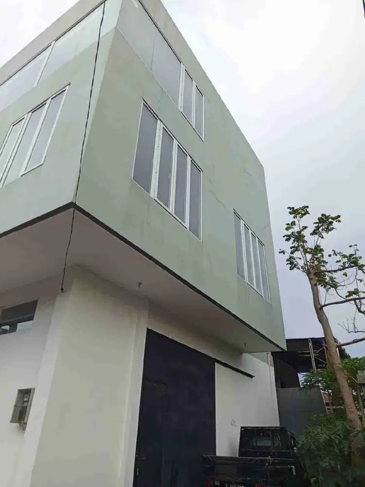 Disewakan  Gedung Mini Smart  3.5 Lantai Jln  Palbatu Tebet Jakarta Selatan