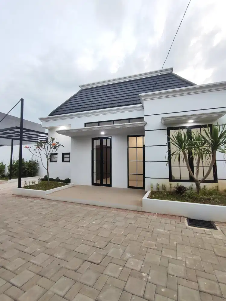 RUMAH CANTIK MODERN SIAP HUNI DI APIT 2 PINTU TOL