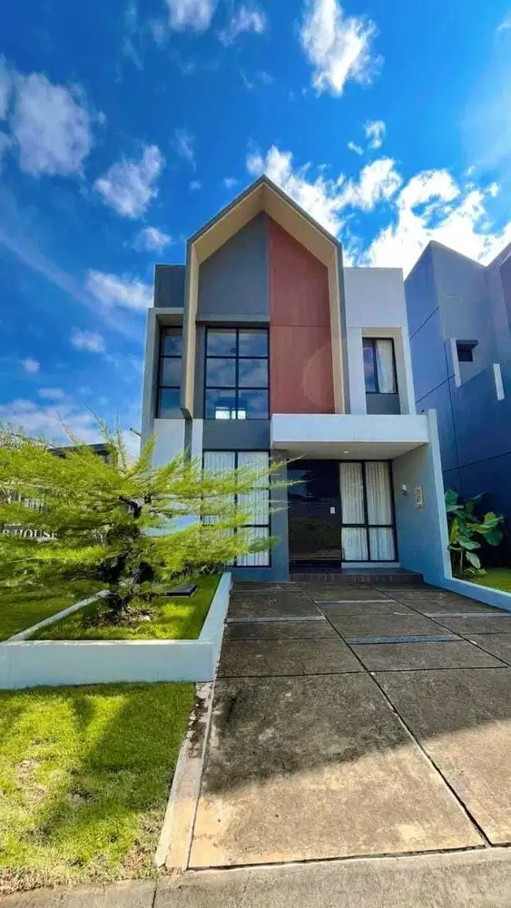 Rumah Baru 2 Lantai 3 KT dekat Stasiun KRL dan Pintu Tol BSD