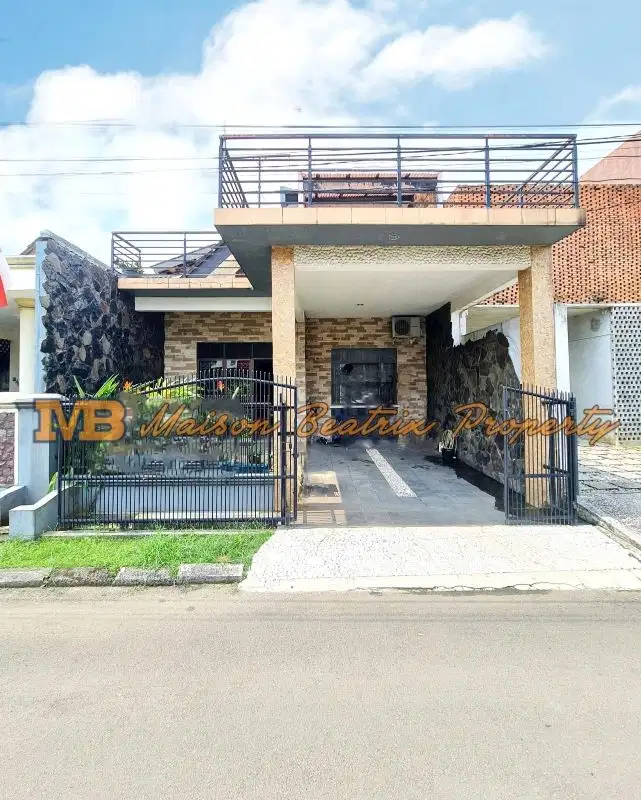 DIJUAL RUMAH DG BALKON YG LUAS, NUSALOKA BSD