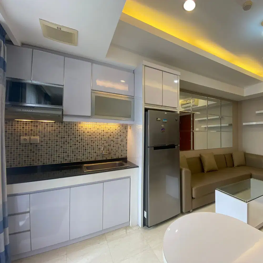 Disewakan tipe 2br luas 54 apt royal mediterania garden res, best view