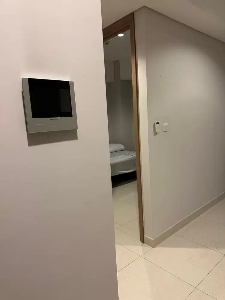 DIJUAL CEPAT APARTEMEN 2BR TAMAN ANGGREK RESIDENCE FURNISHED