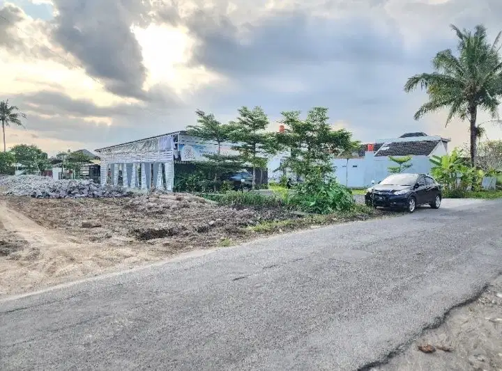 Tanah Hook Exclusive Dekat Kota Jogja, 8 Menit Malioboro.