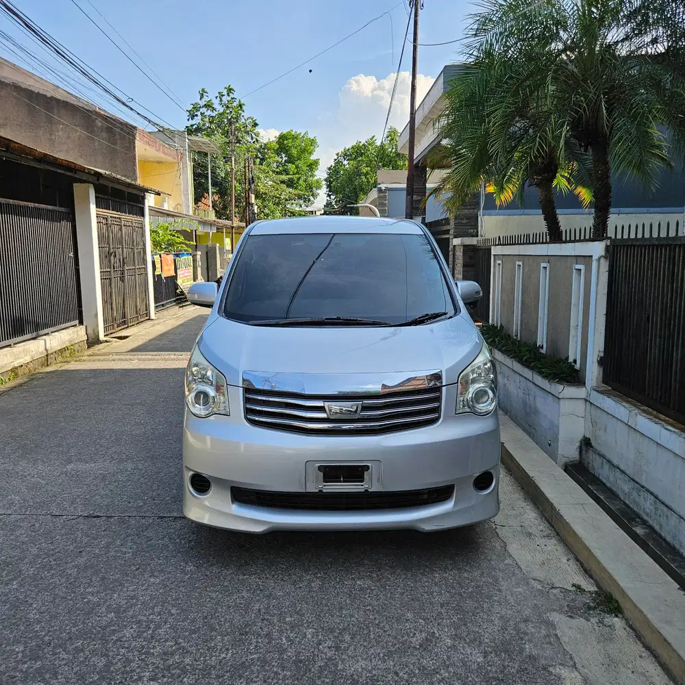 Toyota Nav1 g v 2013 pemakaian 2014
