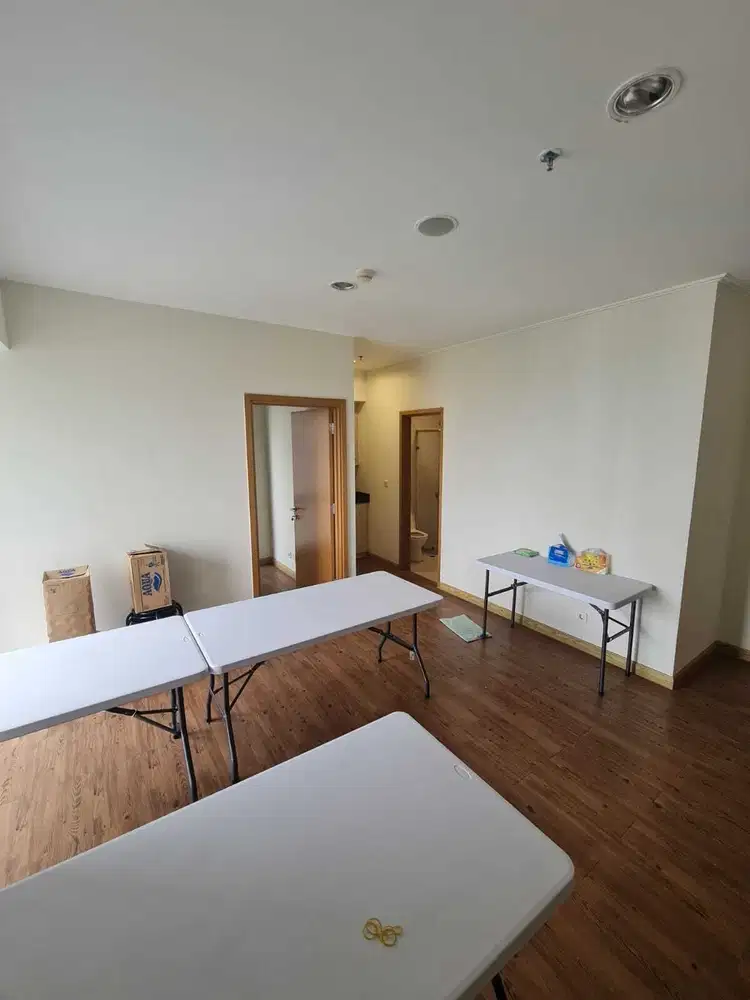 Apartemen Mansion Kemayoran View Kolam Renang