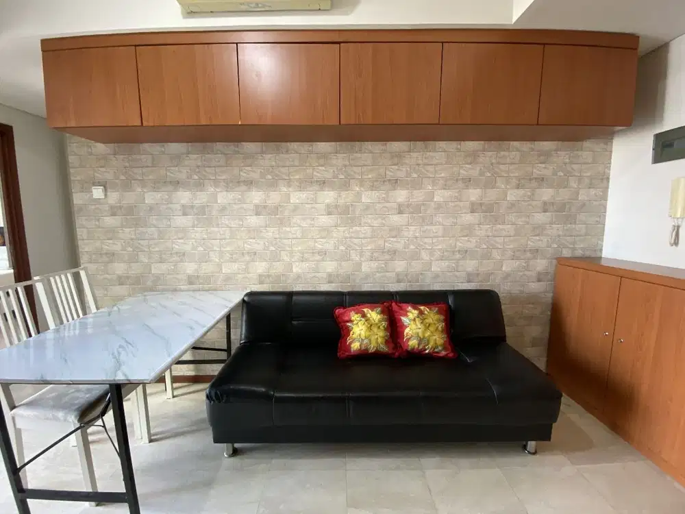 Disewakan tipe 2br apartment royal mediterania garden res