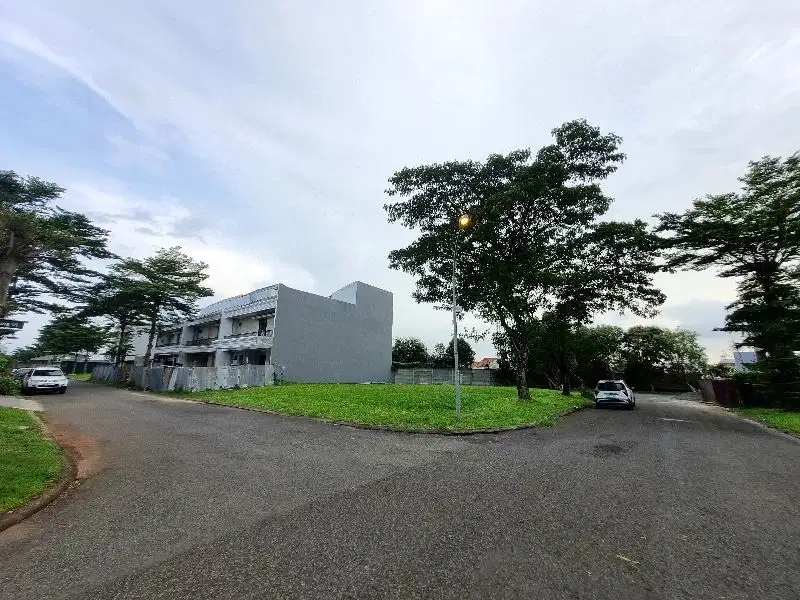 Bisa KPT  Kavling Hoek Hadap Utara Di Renata Aruna Alam Sutera