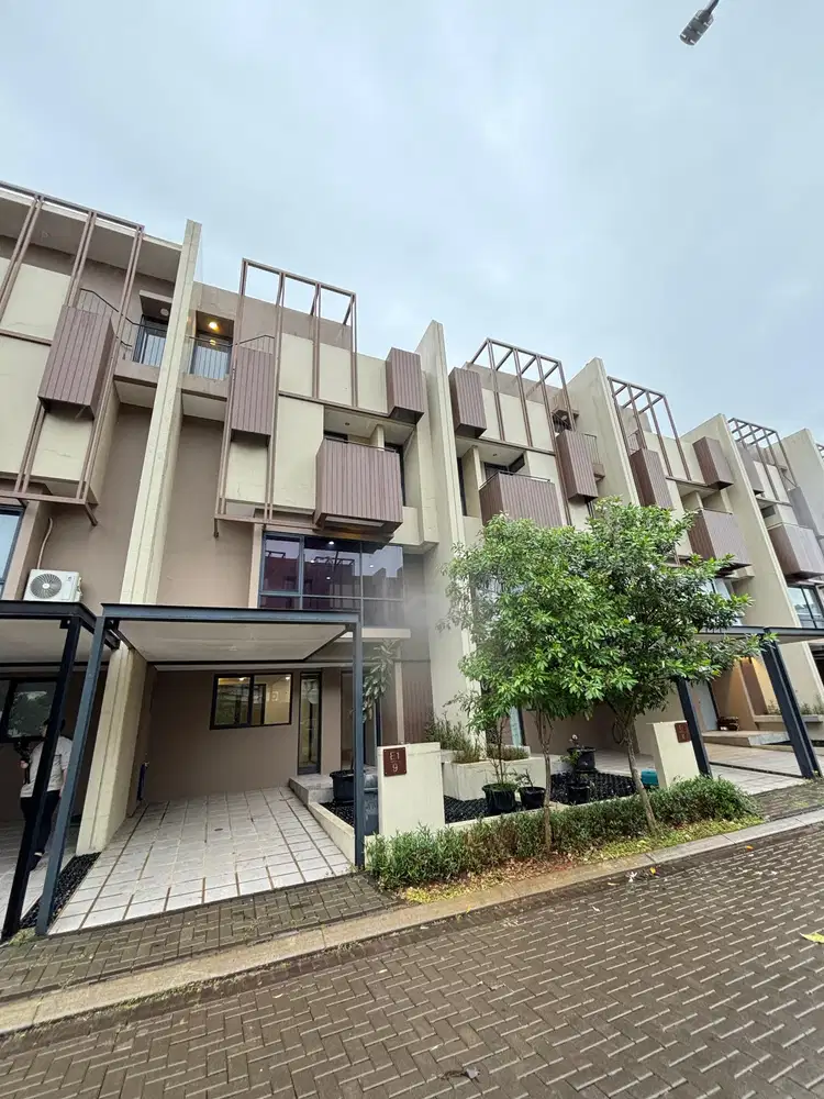 Rumah 3.5 lantai Cluster Bsd City Harga Murah Kebangetan