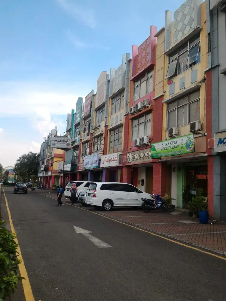 Investasi Terbaik Untuk Bisnis , Ruko Hadap Jalan Dekat Mal SMS GS