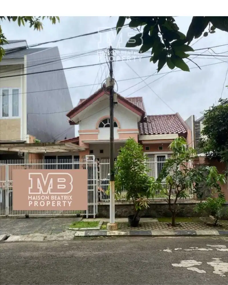 DIJUAL RUMAH RAPI DAN SIAP HUNI DEKAT STASIUN TOL, GRIYALOKA BSD