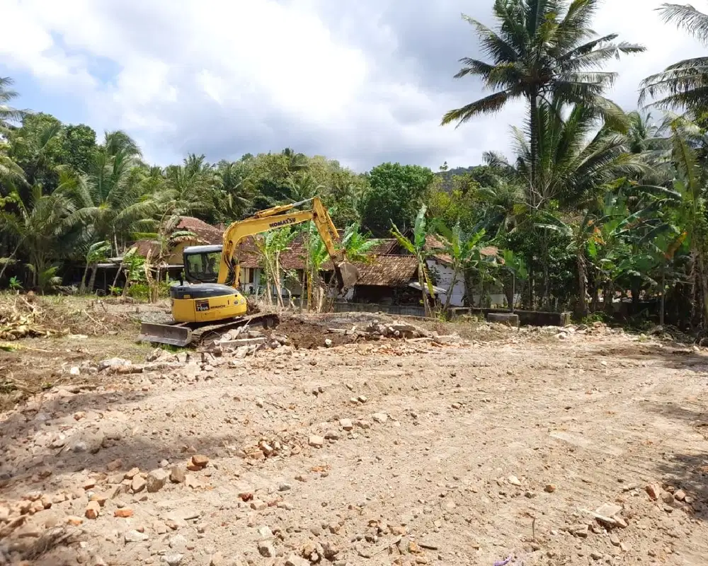Tanah Kulon Progo Dekat Pasar Jombokan