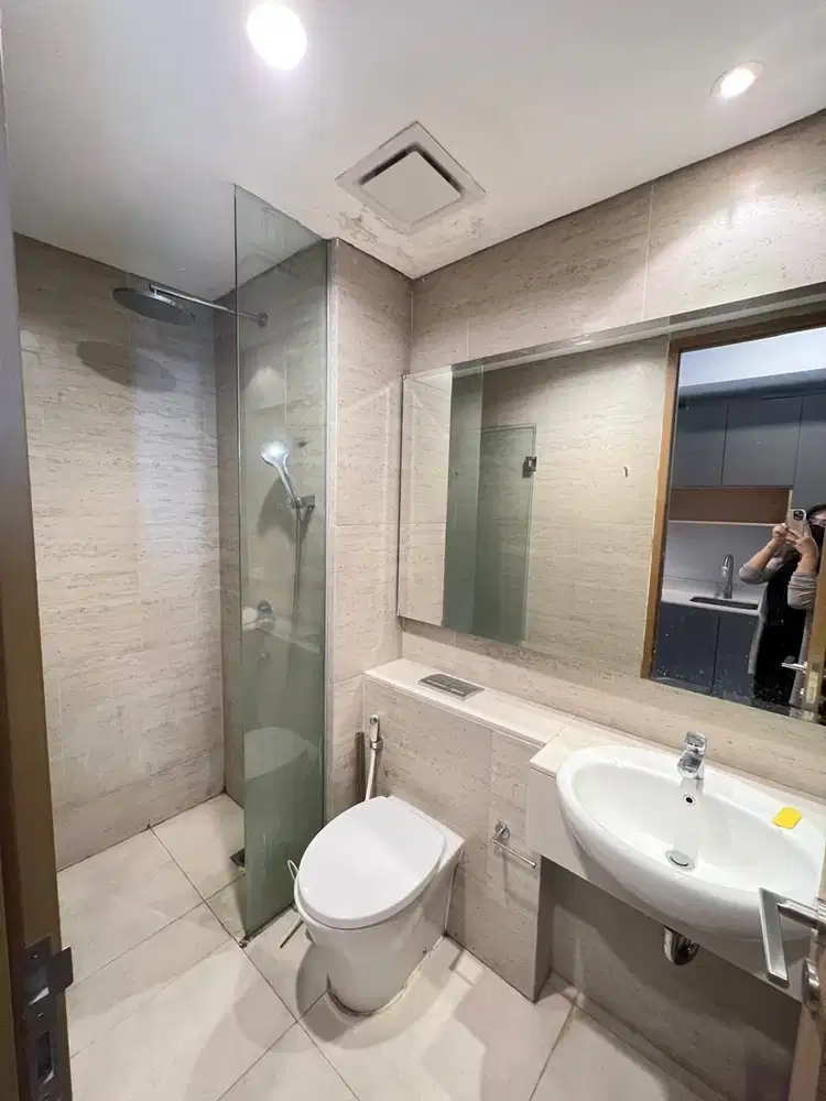 Disewakan apartement taman anggrek residences type studio furnished