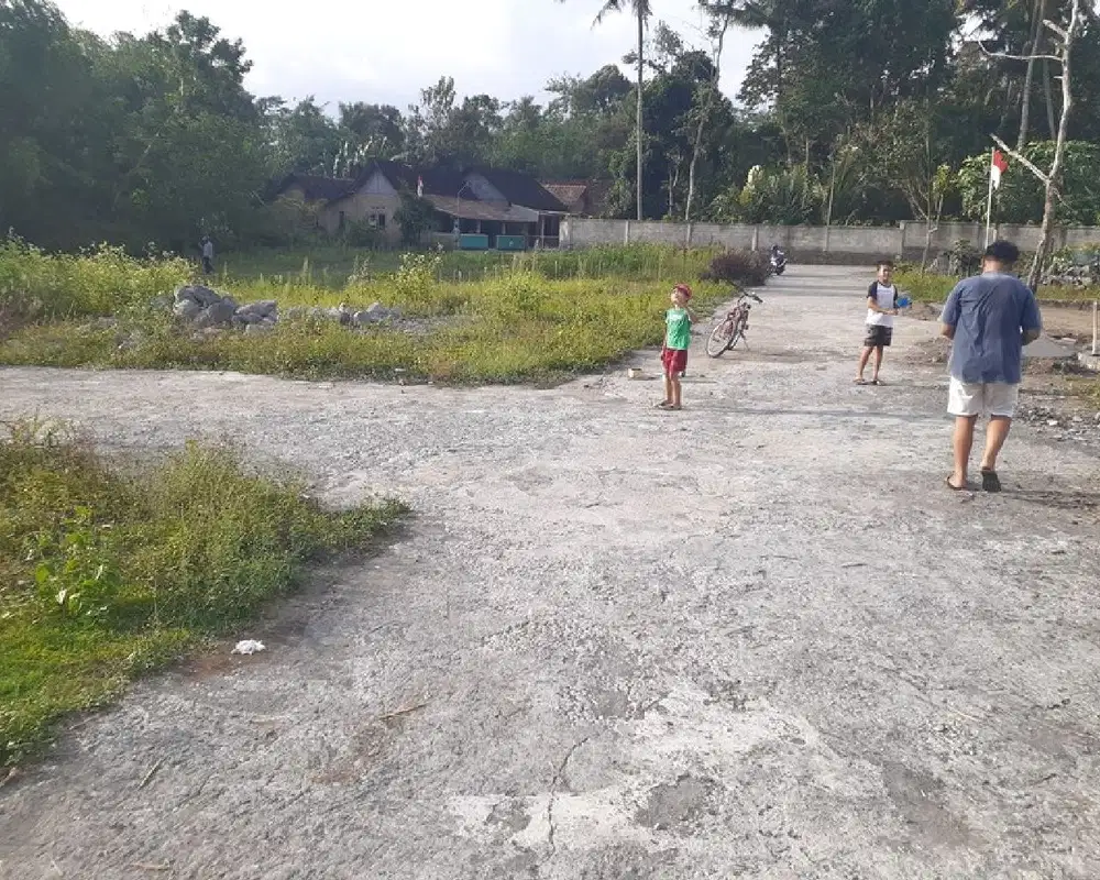 Tanah Strategis Barat Taman Denggung, SHM Aman di Jl. Purbaya