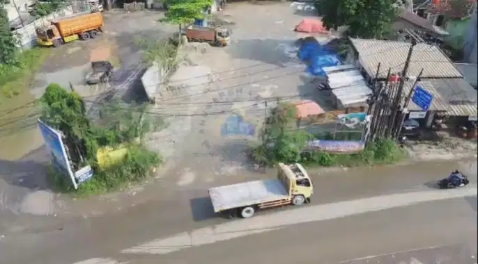 Dijual Tanah Strategis di Jl Raya Cisauk - Legok, Tangerang - Banten.