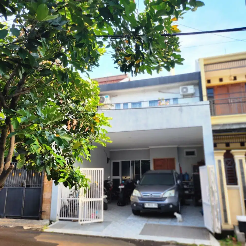 DIJUAL RUMAH CANTIK SEMI FURNISH DI MARINIR PONDOK KELAPA JAKARTA