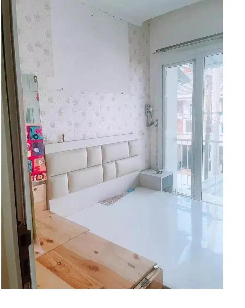 DIJUAL CEPAT DAN MURAH RUMAH GOLDEN PALM, KALIDERES, JAKARTA BARAT