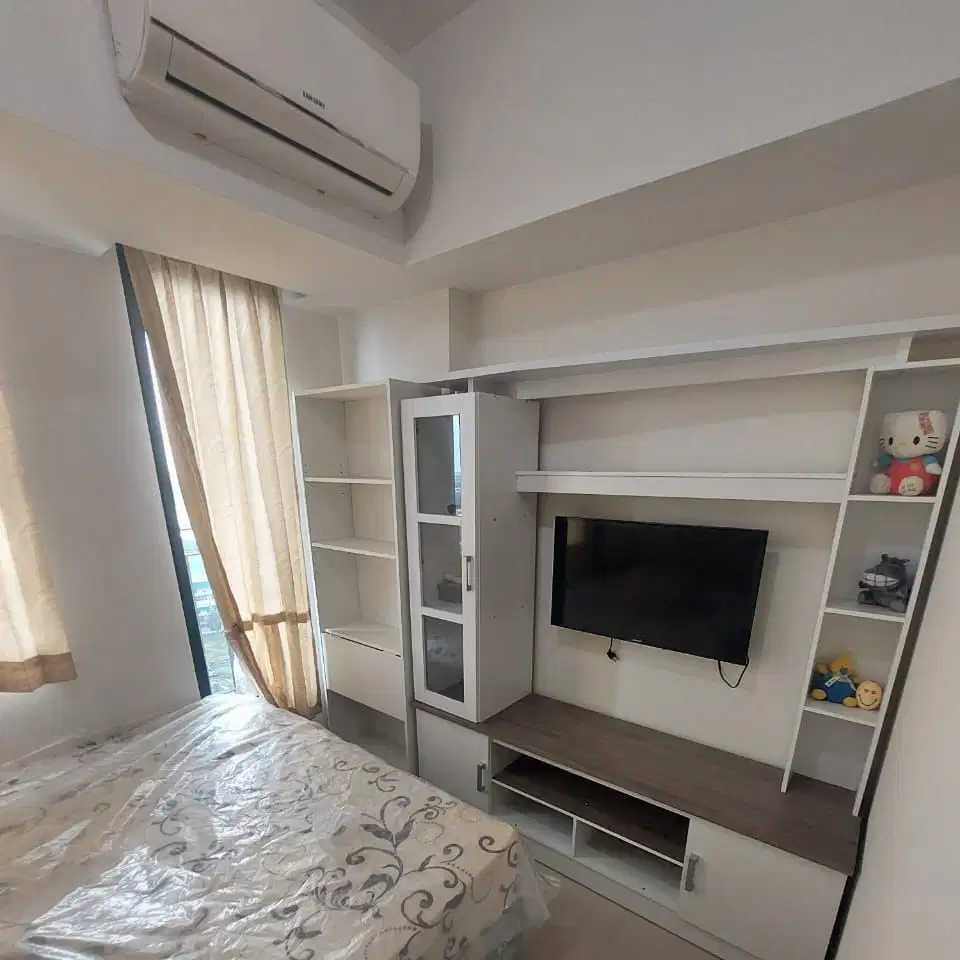 Disewakan apartemen osaka riverview pik2 studio furnish 15jt/thn