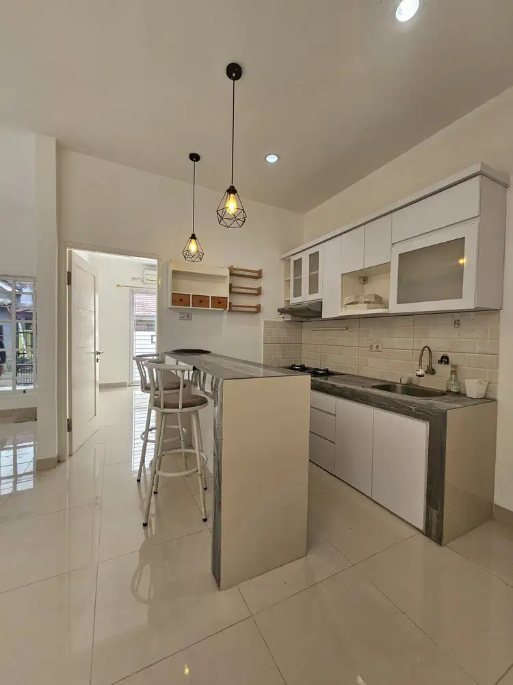 Rumah Cantik Rapih Cluster Catalina Gading Serpong