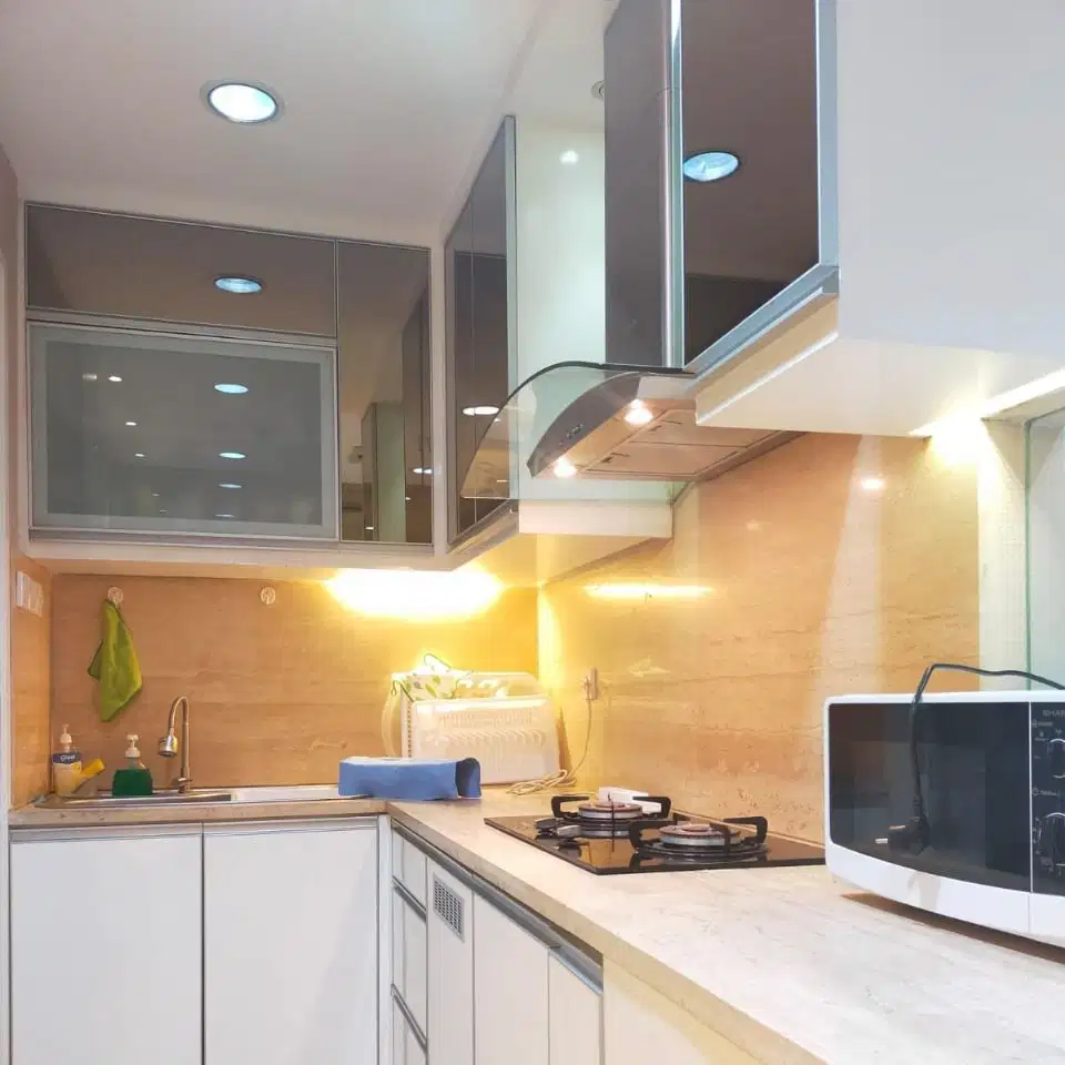 Disewakan tipe 3br apt royal mediterania garden res,best view