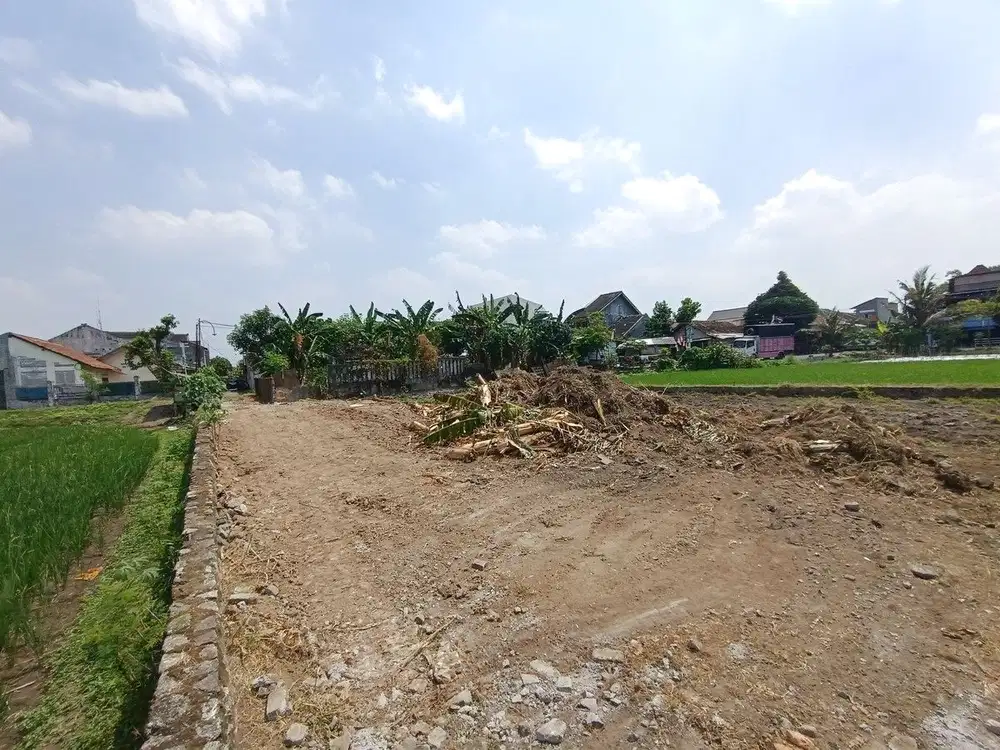 Jl. Kabupaten Sleman, Tanah Yogyakarta Dekat Pintu Tol Trihanggo