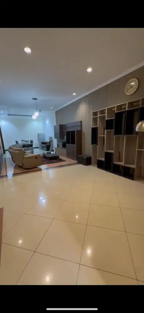 Termurah Rumah PIK 1 Katamaran Indah 8x25 Full Furnished 2,5 Lantai