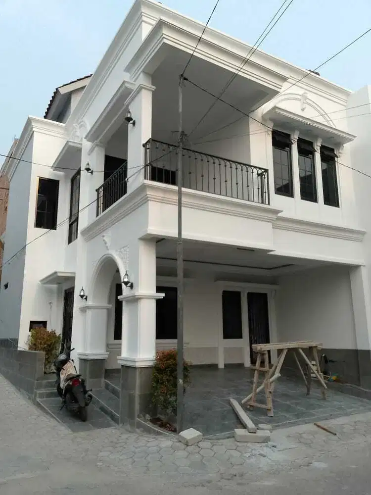 Dijual Rumah Baru di Jakarta Selatan lokasi strategis harga ekonomis