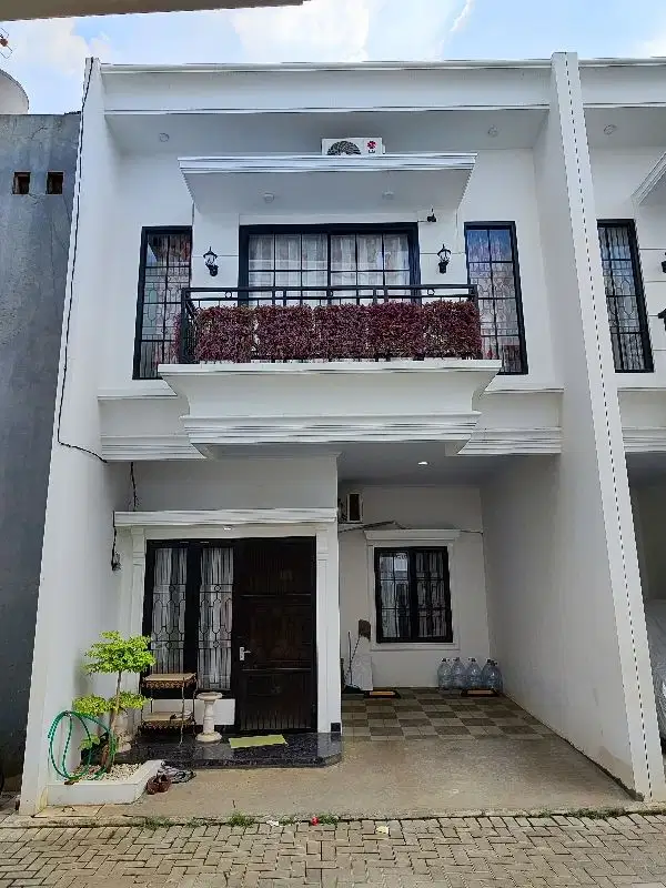 Rumah Cluster FULL FURNISHED Siap Huni di Kahfi Jagakarsa
