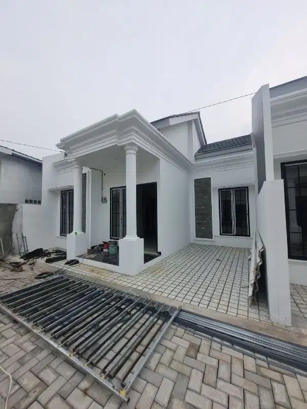 Di Jual Rumah 700 Jt An Dekat  Stasiun  Depok