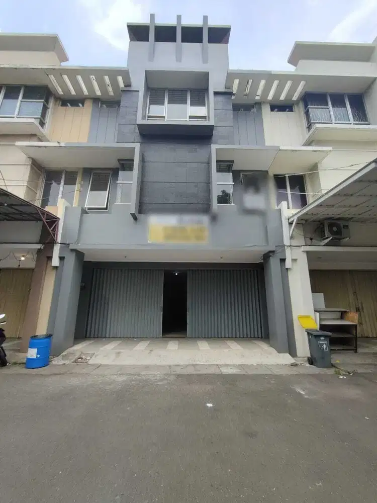 Ruko Taman Cemara Harapan Indah Dekat Bundaran