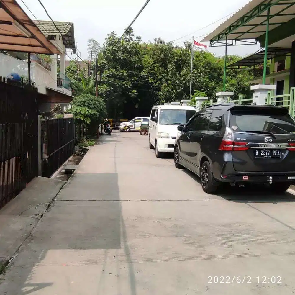 Dijual Rumah Tua hitung tanah,bcs Kelapa Gading