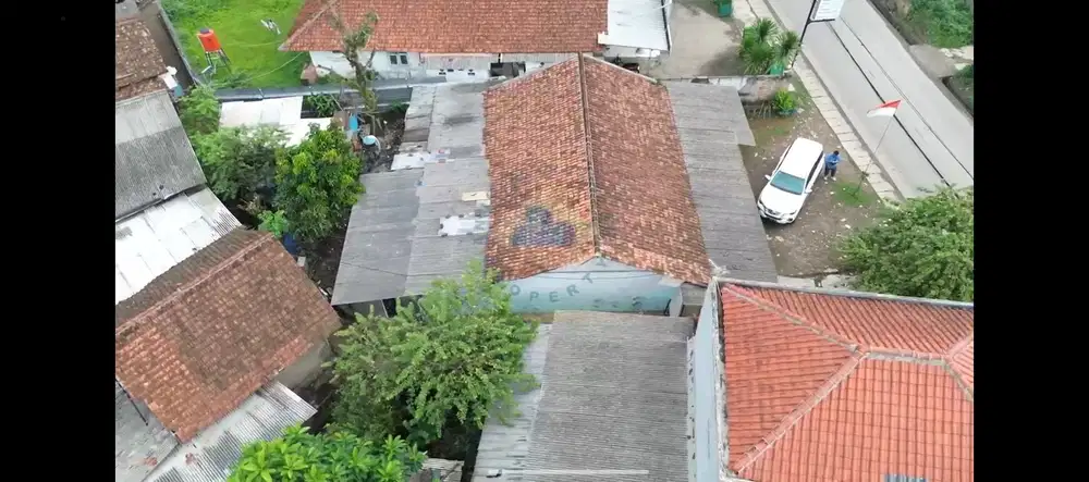 Dijual Tanah Dan Bangunan Di Cirarab, Legok, Tangerang