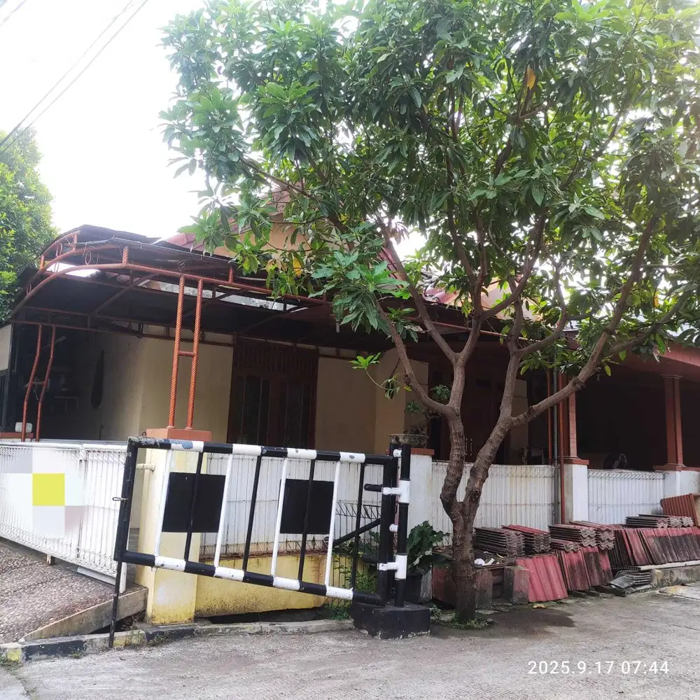 DIJUAL RUMAH HOOK PINGGIR JALAN DI TAMAN HARAPAN BARU BEKASI