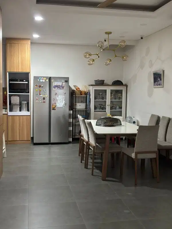 Rumah Cantik Siap Huni Full Renov di Casa Jardin Jakarta Barat