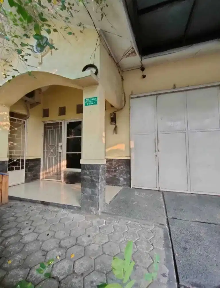 Dijual rumah  Boulevard ramai Cocok buat Usaha Bumi Muitiara