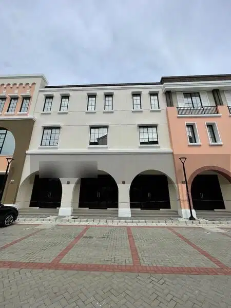 RUKO PIK2 OSAKA UK 4,5x15,DUA MUKA,BELAKANG VIEW DANAU,BRAND NEW,3 LANTAI