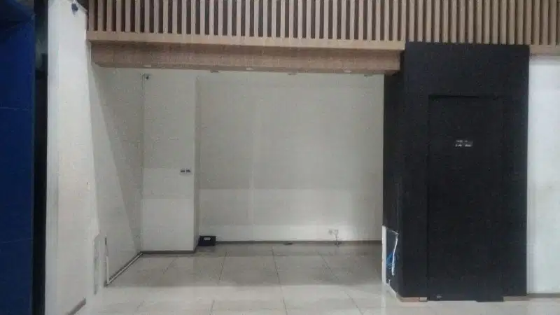 SEWA KANTOR DI JAKATA SELATAN MAMPANG  113M² PARTISI 210K NEGO
