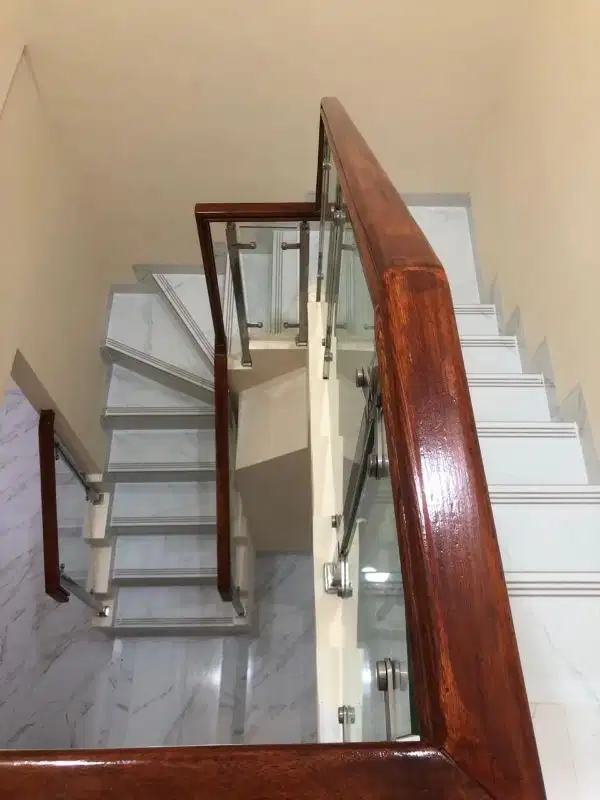 dijual rumah siap huni dalam cluster graha Raya Bintaro jaya