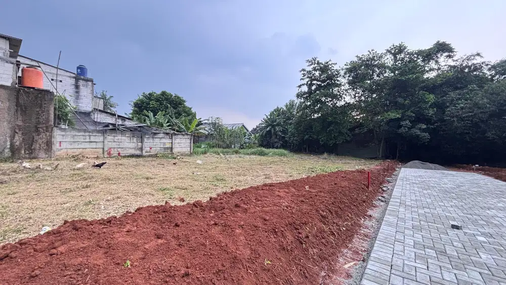 Lahan Kavling Kota Wisata dekat Transyogi, sedang progres fasum jalan