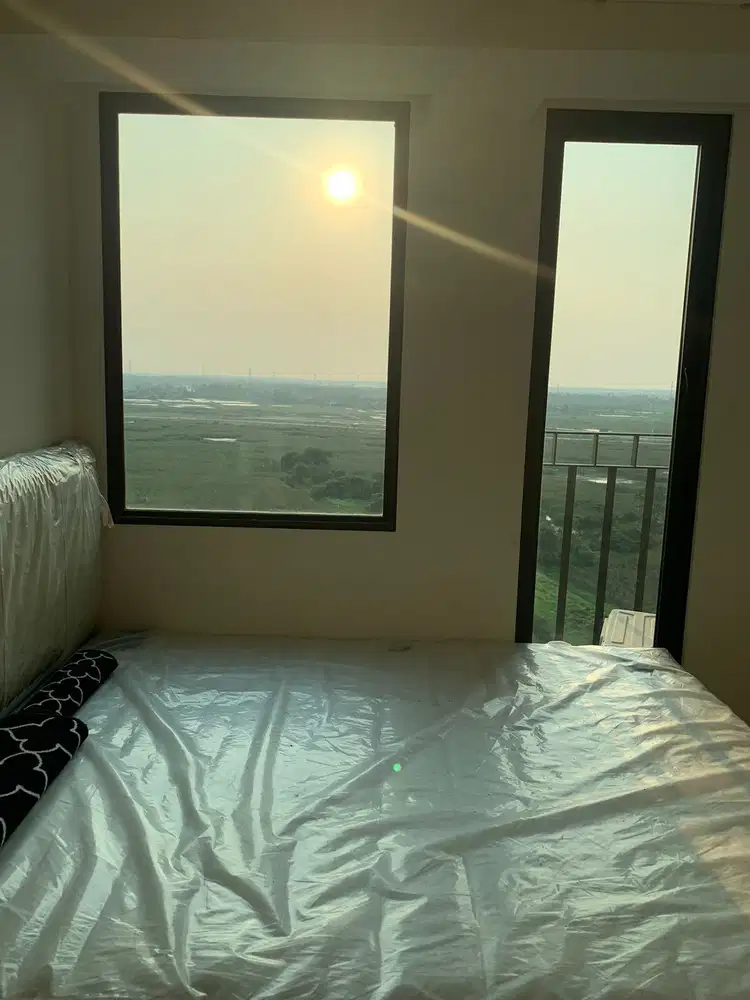 DISKON 4 JUTA, APARTEMENT OSAKA PIK2 FURNISH HANYA 11 JUTA/TAHUN